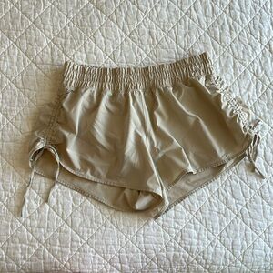 OFFLINE By Aerie Ruched Hot Stuff Shorts
